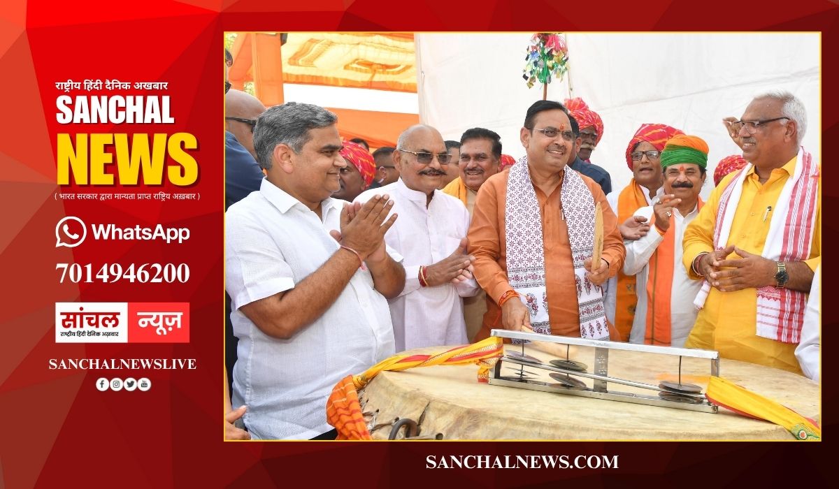 72 लाख किसानों के खाते में ट्रांसफर किए 718 करोड़ रुपये, सीएम भजनलाल ने अपने गांव में लोगों की सुनी समस्याएं 72 लाख किसानों के खाते में ट्रांसफर किए 718 करोड़ रुपये, सीएम भजनलाल ने अपने गांव में लोगों की सुनी समस्याएं