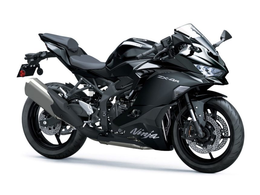 Kawasaki Bikes: 55,000 रुपये तक सस्ती मिल रही ये बाइक्स, 30 नवंबर के बाद हो जाएंगी महंगी!
