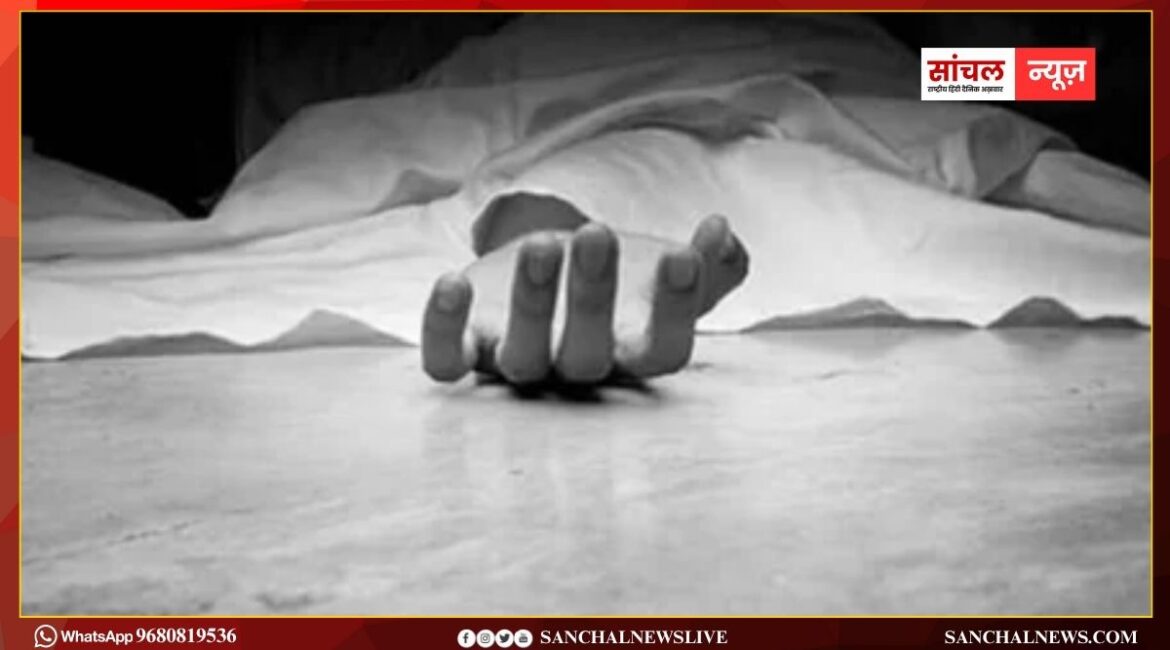 आंतकी मॉड्यूल केस में बेटे से पूछताछ के सदमे में उठाया कदम; खुद पर पेट्रोल छिड़क कर लगा ली आग आंतकी मॉड्यूल केस में बेटे से पूछताछ के सदमे में उठाया कदम; खुद पर पेट्रोल छिड़क कर लगा ली आग