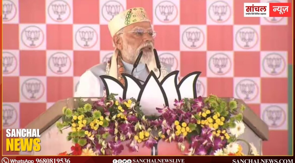 विदेशी त्योहार मनाने वाले हिंदू परंपरा को कहते हैं ड्रामा; पीएम मोदी का राजद-कांग्रेस पर वार विदेशी त्योहार मनाने वाले हिंदू परंपरा को कहते हैं ड्रामा; पीएम मोदी का राजद-कांग्रेस पर वार