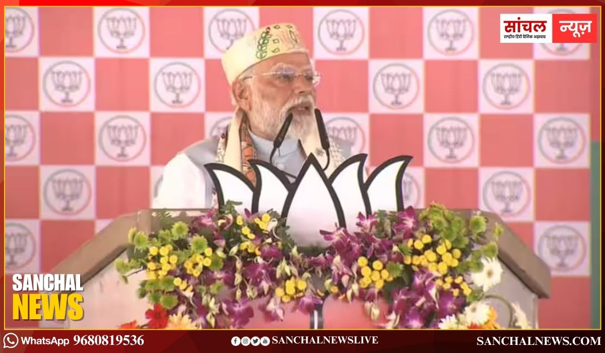 विदेशी त्योहार मनाने वाले हिंदू परंपरा को कहते हैं ड्रामा; पीएम मोदी का राजद-कांग्रेस पर वार