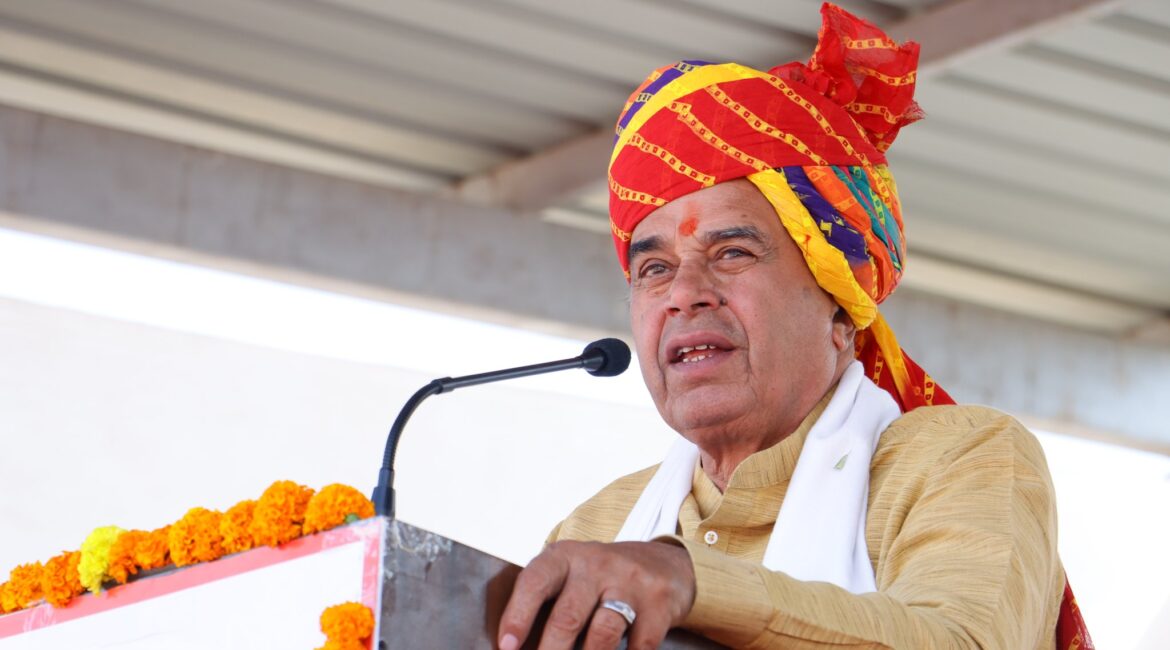 जिला परिषदों और पंचायत समितियों में कलेक्टर-एसडीएम होंगे प्रशासक, इन जिलों की परिषदों में लागू होगी व्यवस्था जिला परिषदों और पंचायत समितियों में कलेक्टर-एसडीएम होंगे प्रशासक, इन जिलों की परिषदों में लागू होगी व्यवस्था