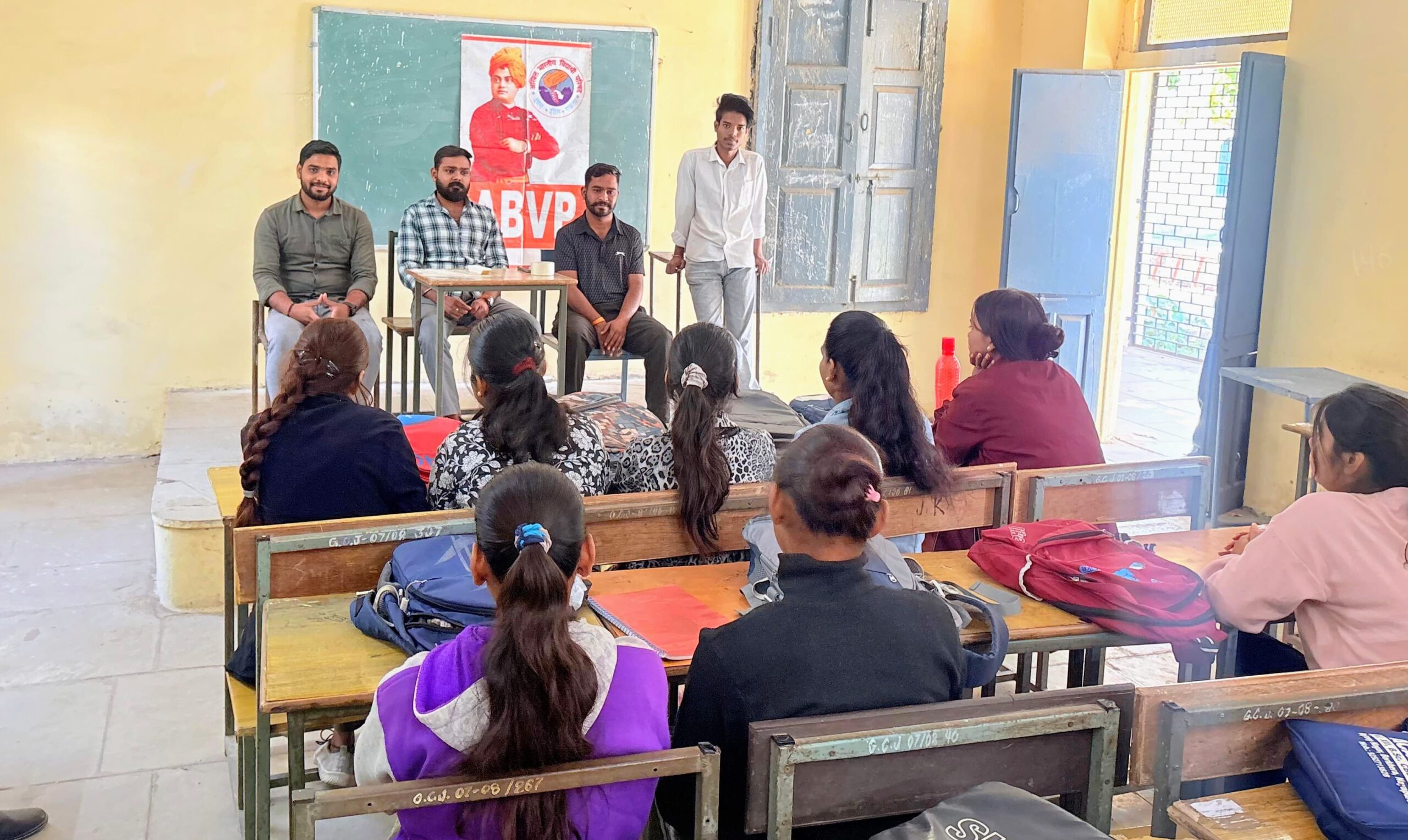 सामाजिक समरसता दिवस पर अखिल भारतीय विद्यार्थी परिषद द्वारा झालावाड़ महाविद्यालय में भव्य कार्यक्रम, छात्रों में दिखा ज़बरदस्त उत्साह सामाजिक समरसता दिवस पर अखिल भारतीय विद्यार्थी परिषद द्वारा झालावाड़ महाविद्यालय में भव्य कार्यक्रम, छात्रों में दिखा ज़बरदस्त उत्साह