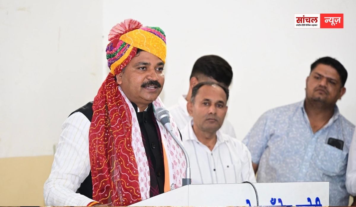 गुमराह कर रही है भाजपा सरकार; कांग्रेस ने अरावली में नए खनन की नहीं दी थी मंज़ूरी- नेता प्रतिपक्ष टीकाराम जूली गुमराह कर रही है भाजपा सरकार; कांग्रेस ने अरावली में नए खनन की नहीं दी थी मंज़ूरी- नेता प्रतिपक्ष टीकाराम जूली