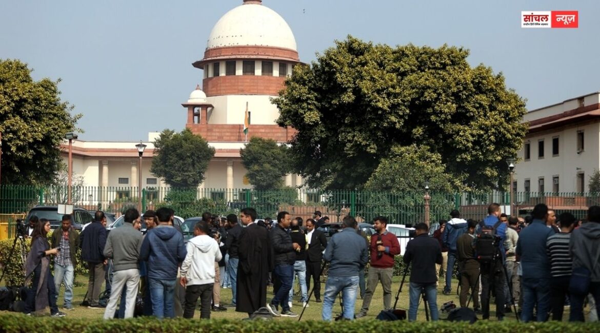 दोषी कुलदीप सेंगर को रिहा न किया जाए, उन्नाव रेप केस में सुप्रीम कोर्ट ने दिल्ली हाईकोर्ट के फैसले पर रोक, जानें कुलदीप सेंगर मामले में SC में क्या-क्या हुआ?