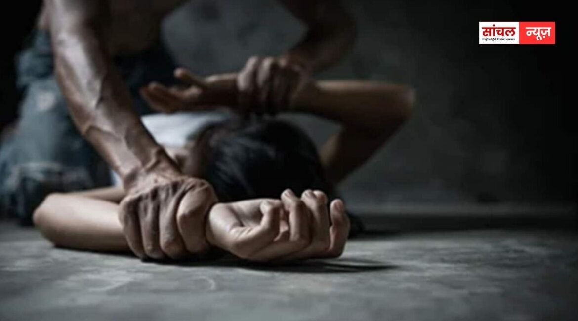 उदयपुर से एक चौंकाने वाली खबर; चलती कार में गैंगरेप, CEO समेत 3 लोग को हिरासत में लेकर पूछताछ उदयपुर से एक चौंकाने वाली खबर; चलती कार में गैंगरेप, CEO समेत 3 लोग को हिरासत में लेकर पूछताछ