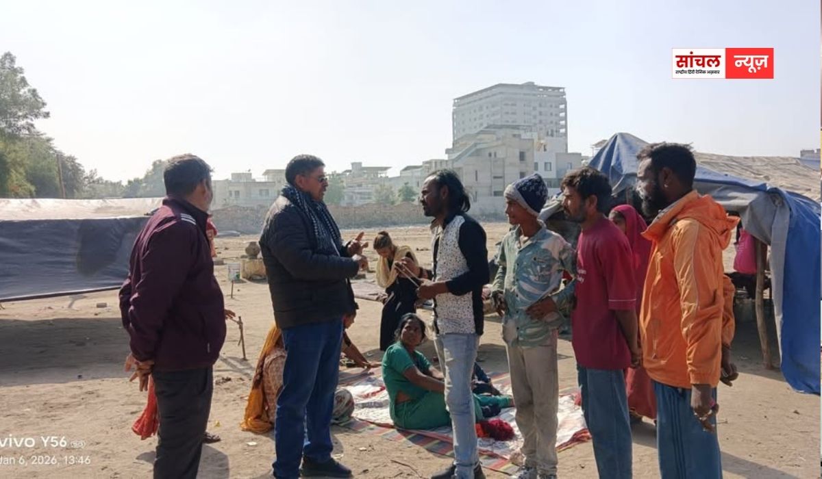 Pali News : “कोई भी पात्र मतदाता न छूटे” की संकल्पना को साकार, कलस्टर कैम्प में मतदाताओं का पंजीकरण Pali News : “कोई भी पात्र मतदाता न छूटे” की संकल्पना को साकार, कलस्टर कैम्प में मतदाताओं का पंजीकरण