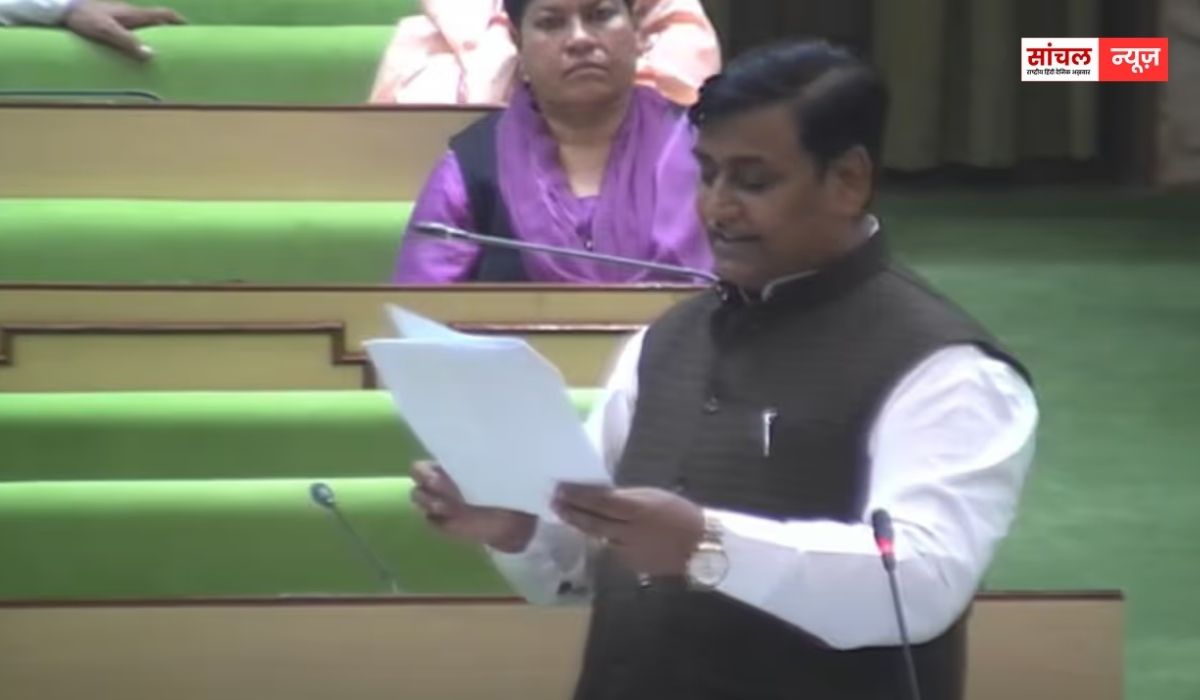 दम है तो 12 साल के पेपर लीक की CBI जांच कराए सरकार, विधानसभा में दिलावर से भिड़े डोटासरा दम है तो 12 साल के पेपर लीक की CBI जांच कराए सरकार, विधानसभा में दिलावर से भिड़े डोटासरा