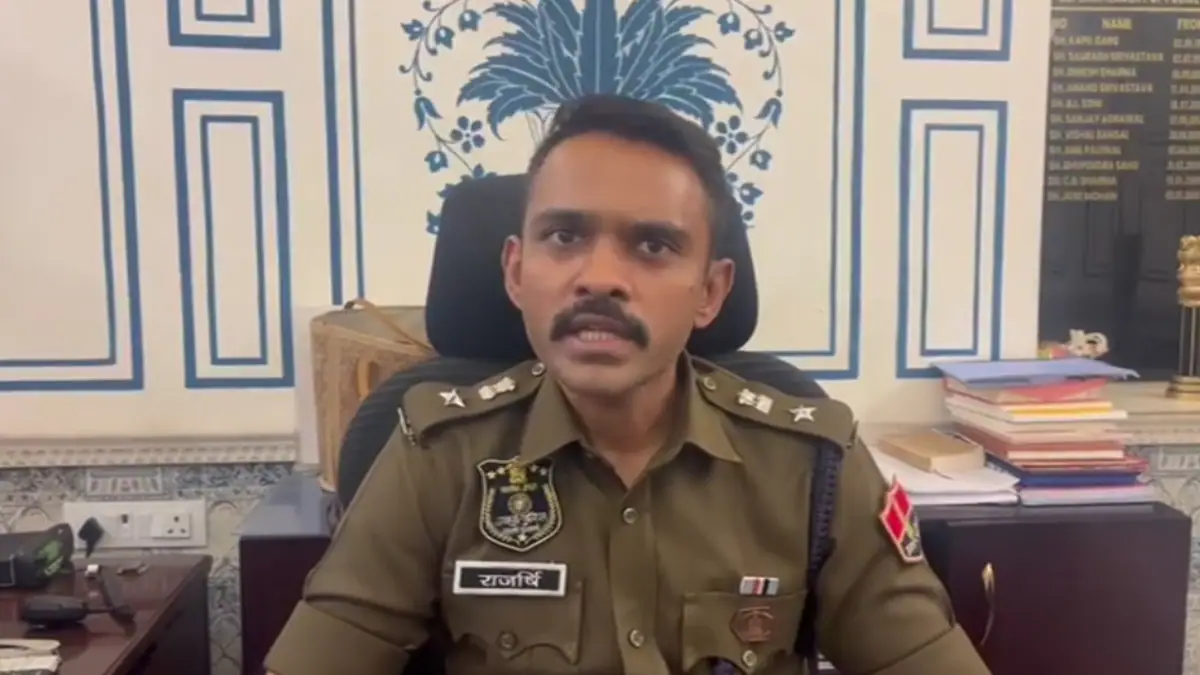 पुलिस रख रही है पैनी नजर, गैंगस्टर की पोस्ट को लाइक या फॉलो किया तो पहुंच जाएंगे जेल पुलिस रख रही है पैनी नजर, गैंगस्टर की पोस्ट को लाइक या फॉलो किया तो पहुंच जाएंगे जेल