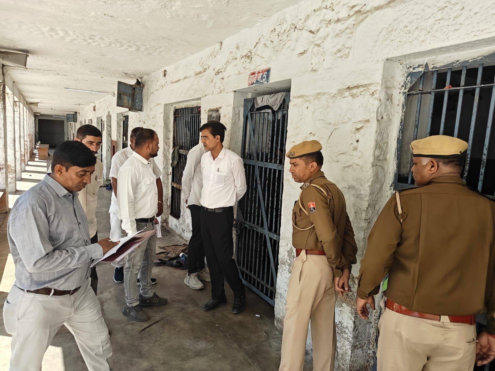 जिला विधिक सेवा प्राधिकरण सचिव भाटी ने जिला कारागृह का किया निरीक्षण जिला विधिक सेवा प्राधिकरण सचिव भाटी ने जिला कारागृह का किया निरीक्षण