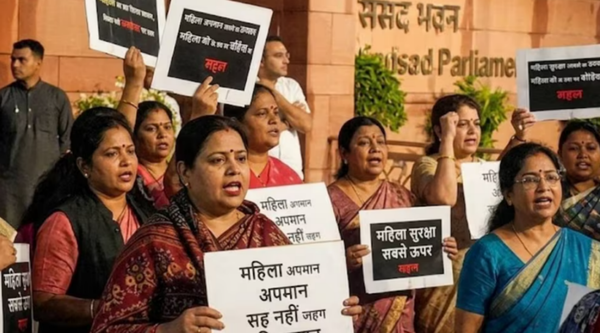 “अंतरात्मा की आवाज” पर मतदान करने की अपील, लेकिन विपक्ष का समर्थन नहीं…..विपक्ष बोला- चूक छिपाने की कोशिश “अंतरात्मा की आवाज” पर मतदान करने की अपील, लेकिन विपक्ष का समर्थन नहीं…..विपक्ष बोला- चूक छिपाने की कोशिश