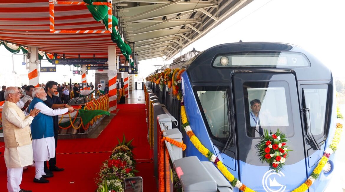 चेन्नई में बोले पीएम मोदी: ‘मंदिरों से मेट्रो तक तमिलनाडु में दिखती है नए भारत की झलक’; सीएम विजय संग की मेट्रो यात्रा, छात्रों से लगवाया ‘वी विल डू इट’ का नारा